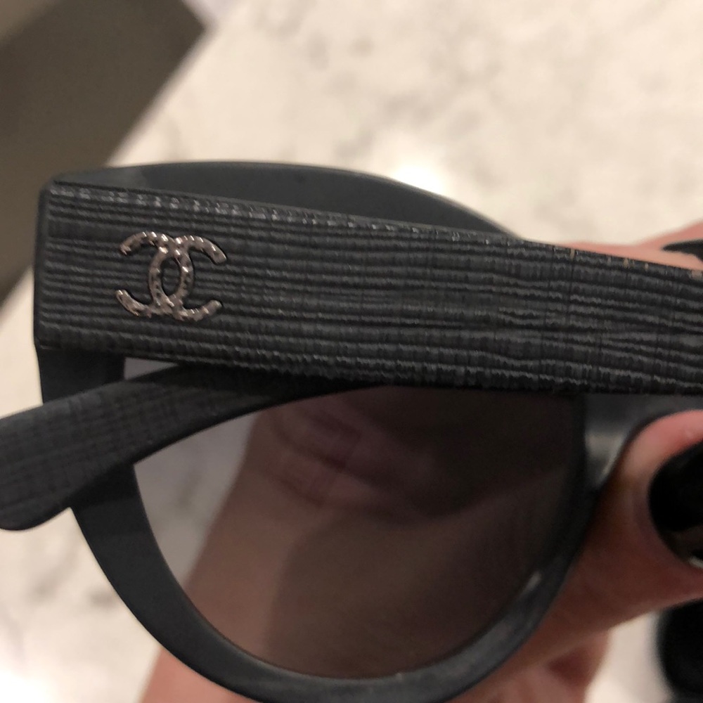 ♥️CHANEL♥️AUTHENTIC SUNGLASSES
